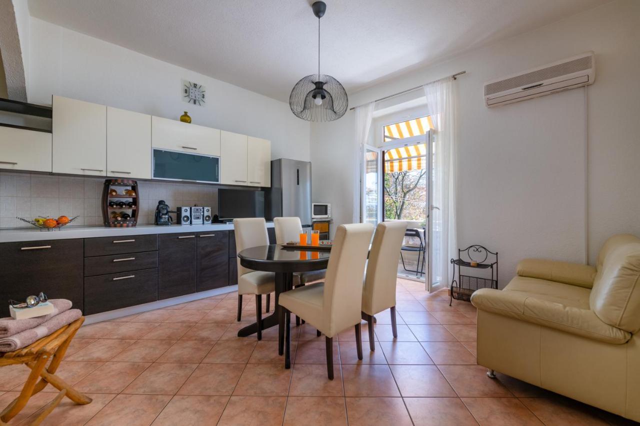 Apartment Dobric Koromačno Exteriér fotografie