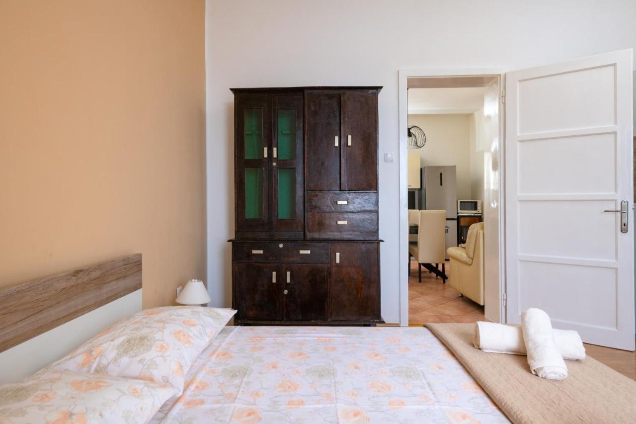 Apartment Dobric Koromačno Exteriér fotografie