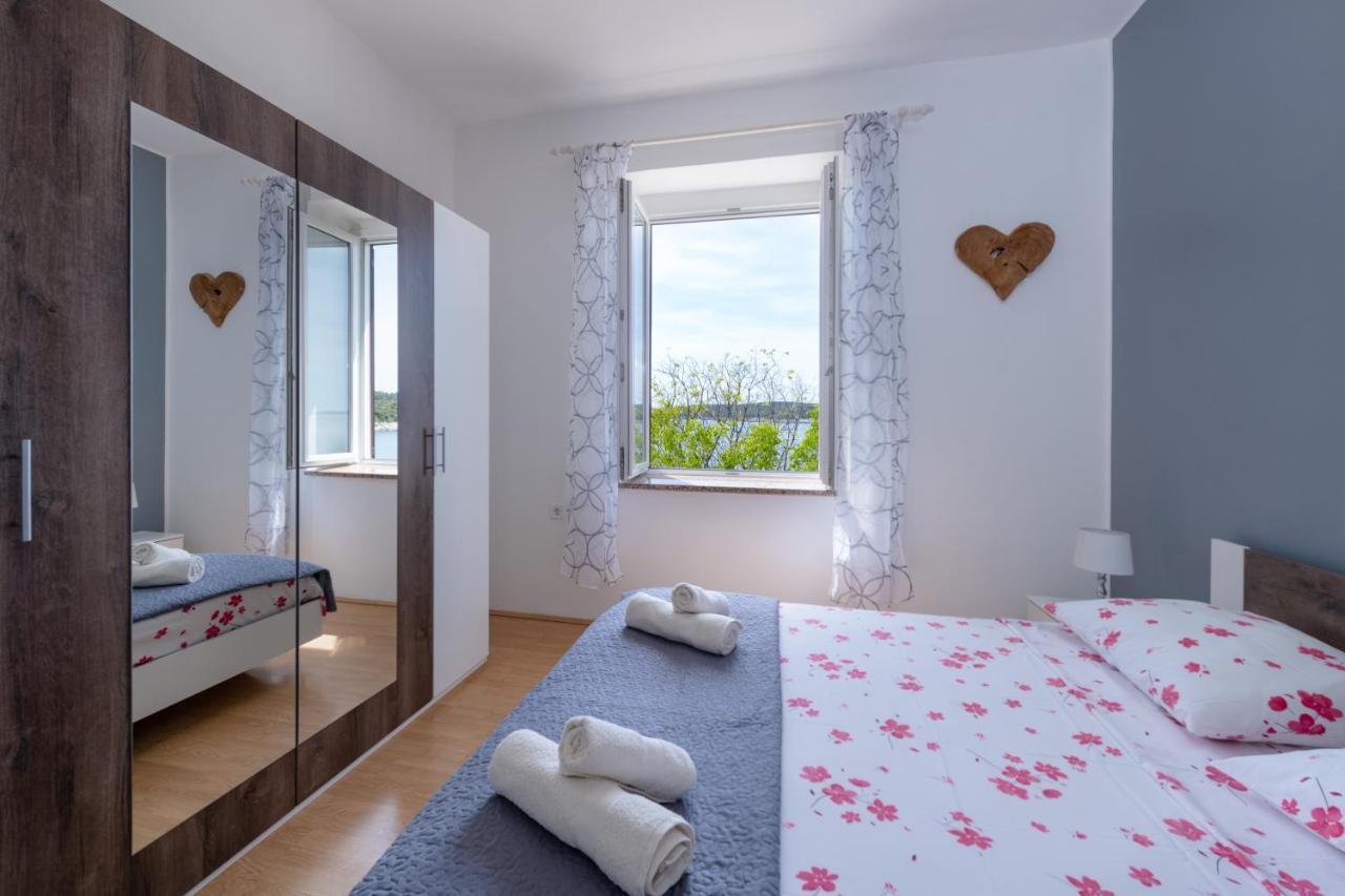 Apartment Dobric Koromačno Exteriér fotografie