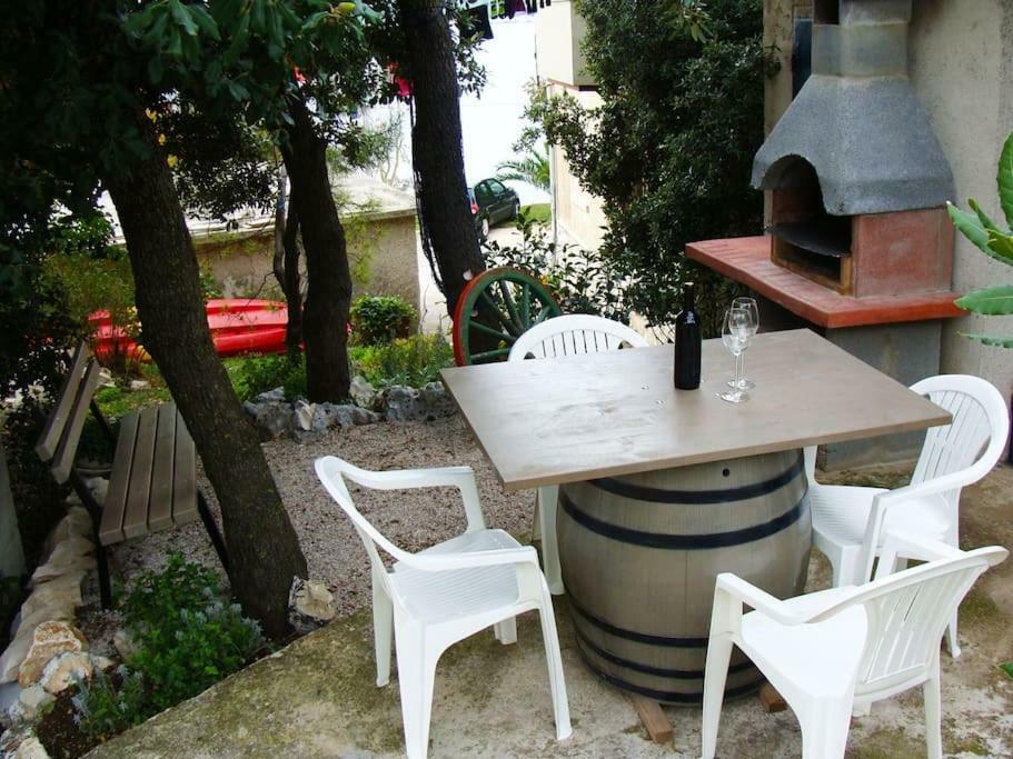 Apartment Dobric Koromačno Exteriér fotografie